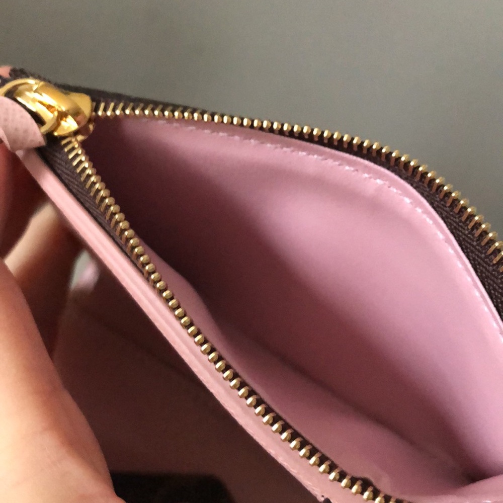 NEW Louis Vuitton Victorine Wallet in Rose Ballerine Pink - Picture 9 of 11